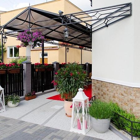 פלוק Pokoje De Luxe Figaro מראה חיצוני תמונה